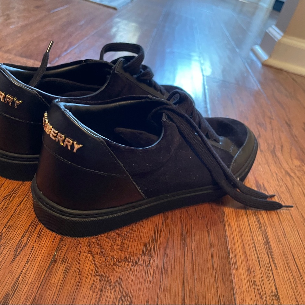 Burberry Men's Black and Blue Sneakers - Picture 8 of 14